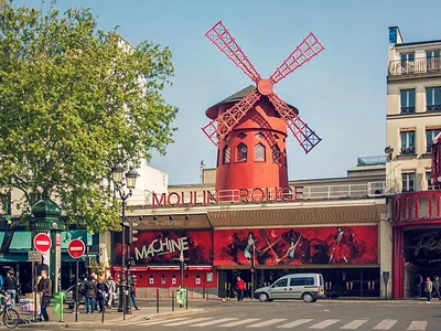 Le Moulin Rouge